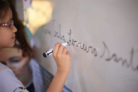 escola-publica-sala-_474