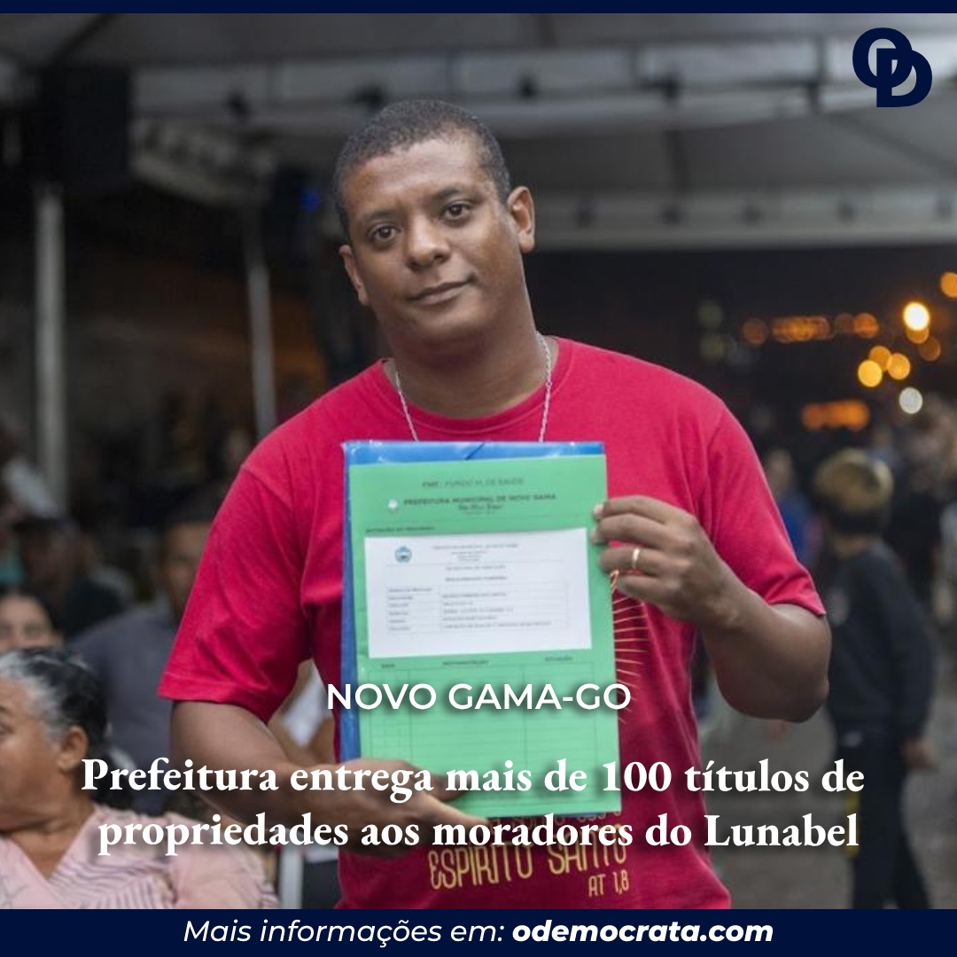 Prefeitura Entrega Mais De T Tulos De Propriedades Aos Moradores Do